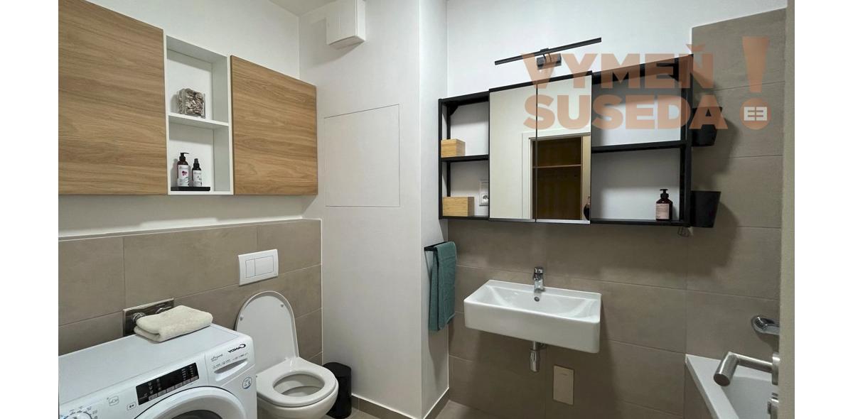 VYMEŇ SUSEDA! – VÝNIMOČNÝ KLIMATIZOVANÝ 2 IZB.  BYT S DVOMA BALKÓNMI , LABUTIA UL., BA V, PETRŽALKA