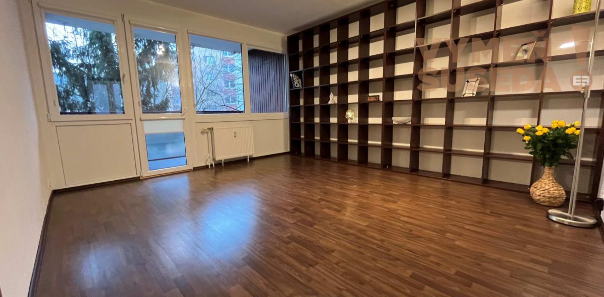 VYMEŇ SUSEDA - PET FRIENDLY priestranný 3 i. byt s veľkou lodžiou, BA – Lamač.