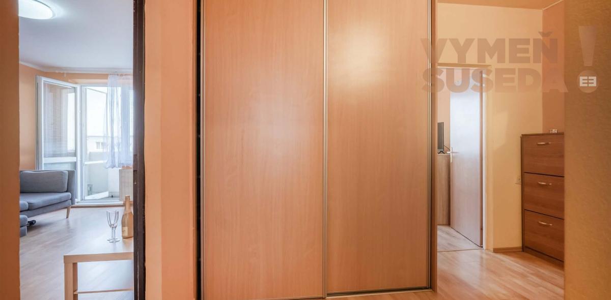 VYMEŇ SUSEDA! – Na predaj výnimočný 3 izbový byt v srdci Bratislavy – m.č. Ružinov /Sputniková ulica/