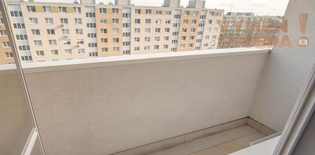 VYMEŇ SUSEDA! – Na predaj výnimočný 3 izbový byt v srdci Bratislavy – m.č. Ružinov /Sputniková ulica/