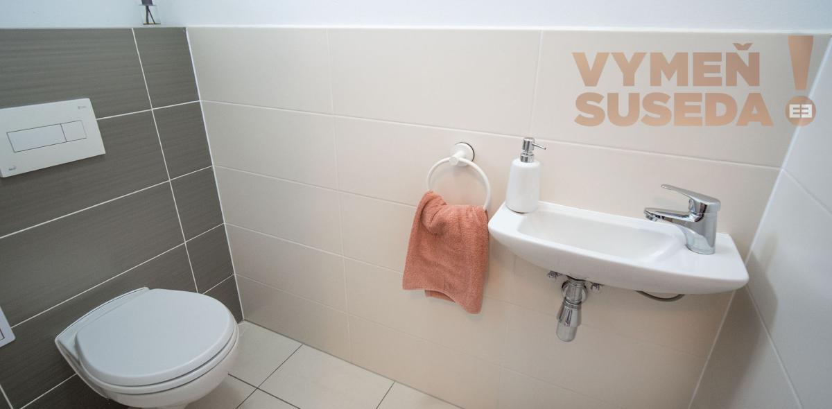 VYMEŇ SUSEDA! – VÝNIMOČNÝ 4 IZB. RODINNÝ DOM S VEĽKÝM POZEMKOM, obec HAMULIAKOVO