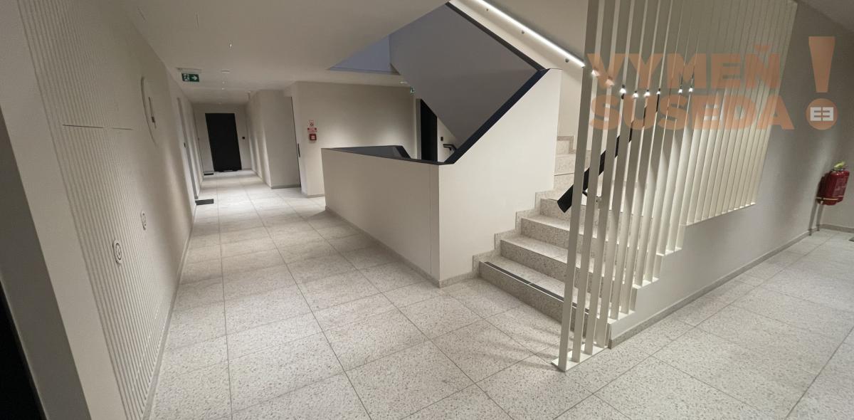 VYMEŇ SUSEDA! - Ponúkame na predaj výnimočný 2-izbový byt v exkluzívnej novostavbe Zwirn 3, Košická ulica