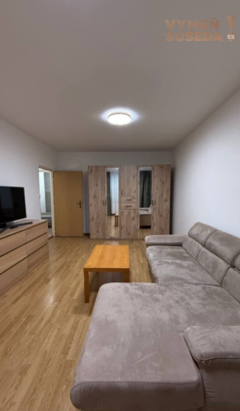 NA PRENÁJOM – PRIESTRANNÝ  2-IZBOVÝ BYT, REZEDOVÁ ULICA