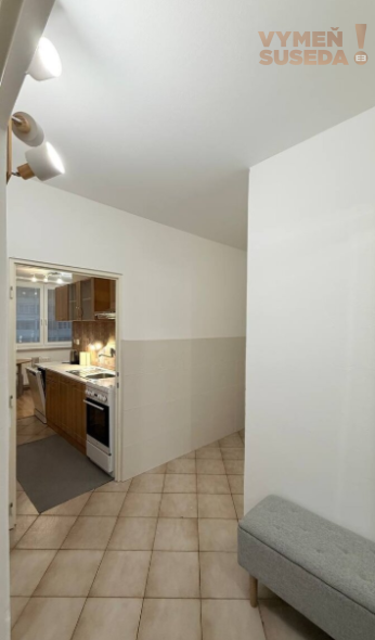 NA PRENÁJOM – PRIESTRANNÝ  2-IZBOVÝ BYT, REZEDOVÁ ULICA