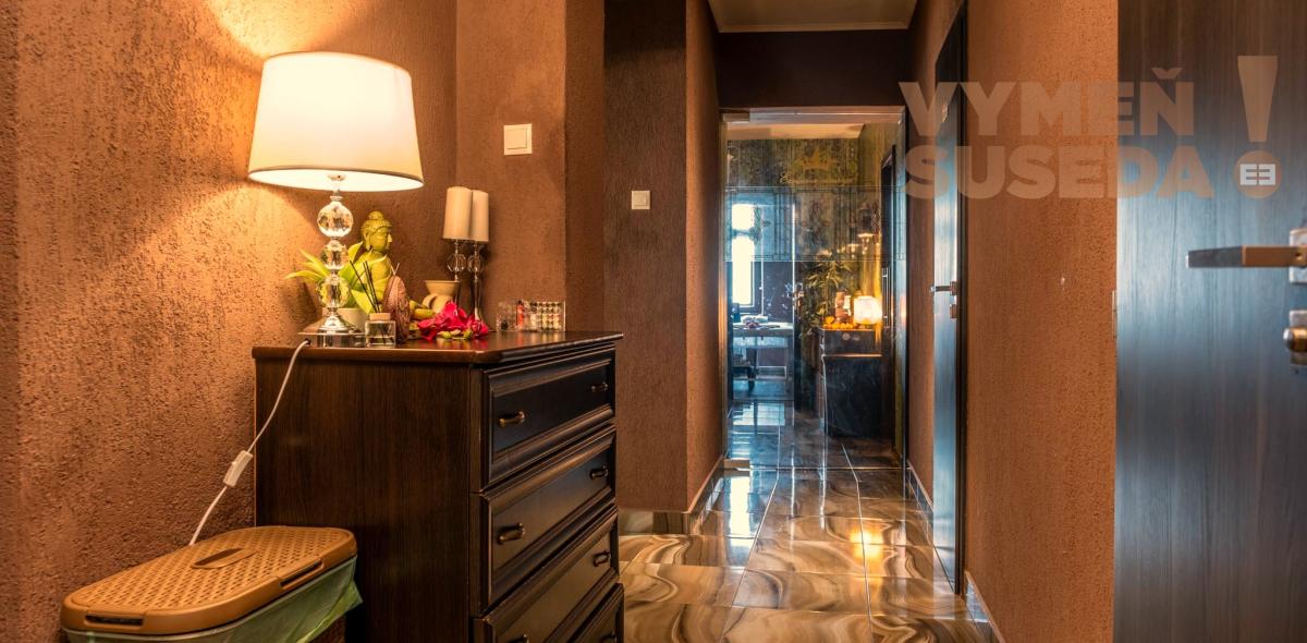 ESTATE INVEST – Exkluzívna investičná nehnuteľnosť o výmere 1000m2 s luxusným veľkometrážnym bytom v centre mesta Banská Bystrica