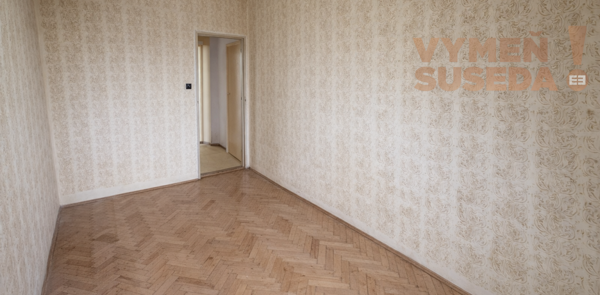 VYMEŇ SUSEDA! - Výnimočný  4-izbový byt v Ružinove s dvoma loggiami – Martinčekova ulica.