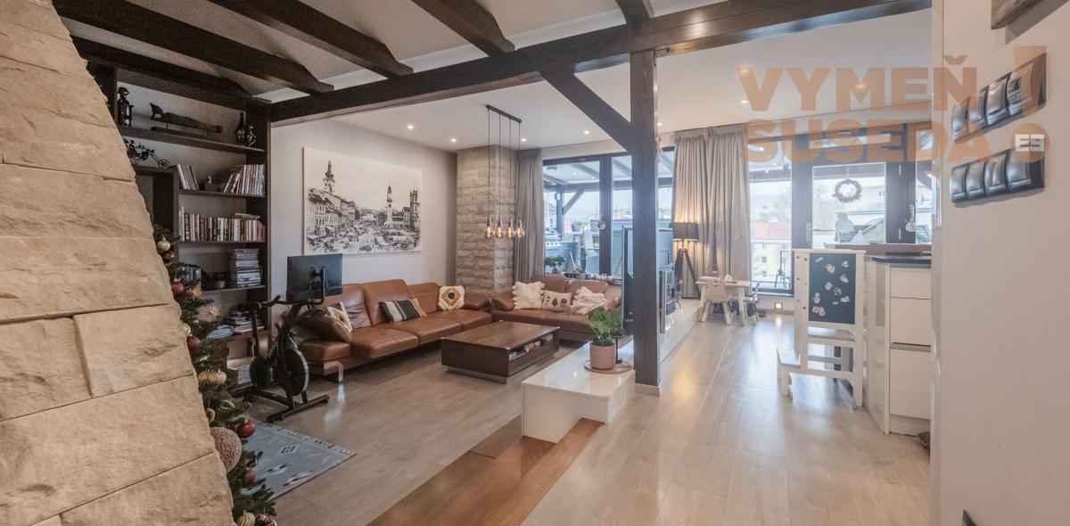 ESTATE INVEST – Exkluzívna investičná nehnuteľnosť o výmere 1000m2 s luxusným veľkometrážnym bytom v centre mesta Banská Bystrica
