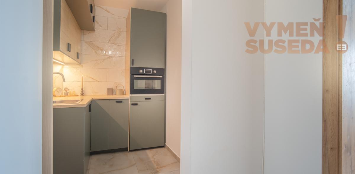 VYMEŇ SUSEDA! – KOMPLETNE ZREKONŠTRUOVANÝ 2 IZB. BYT S LOGGIOU A PARKOVACÍM MIESTOM, VLČIE HRDLO, BRATISLAVA II, RUŽINOV.