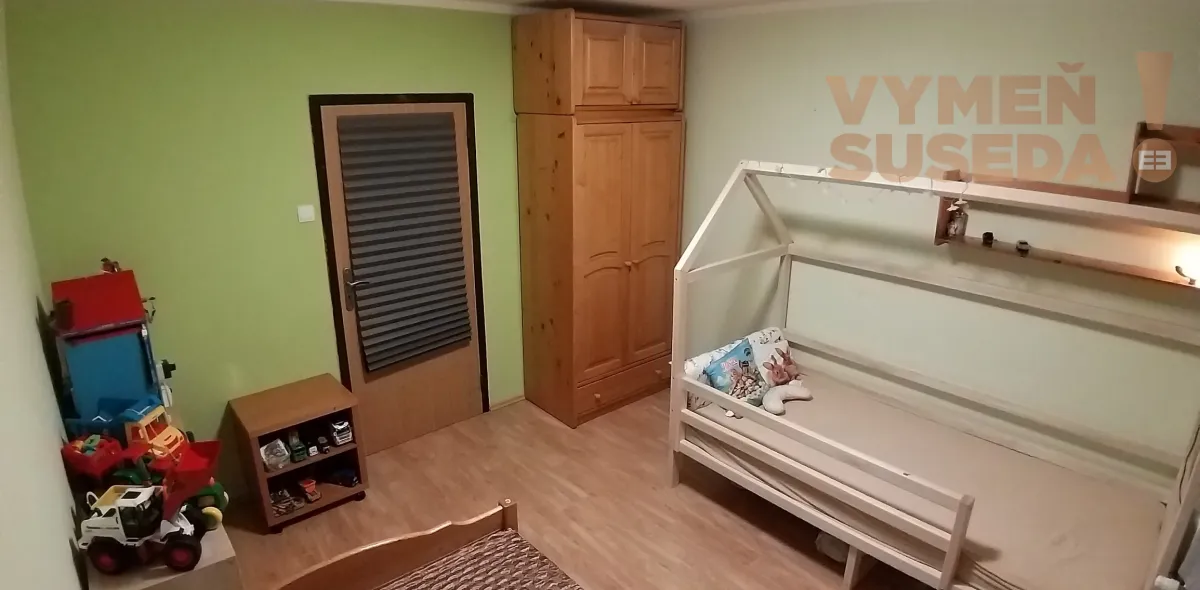 VYMEŇ SUSEDA! - 3. IZB. KLIMATIZOVANÝ -  ZREKONŠTRUOVANÝ BYT s LOGGIOU - BA III., RAČA - CÍGEĽSKÁ UL.