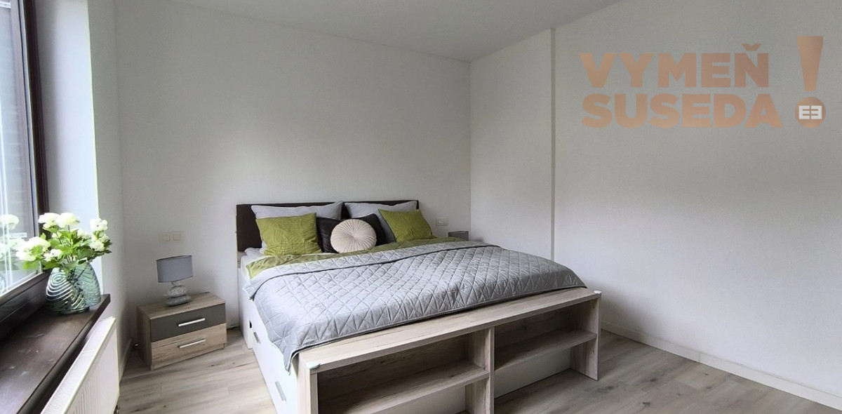 VYMEŇ SUSEDA! – VÝNIMOČNÝ 2 IZB. ZARIADENÝ BYT S TERASOU A PARKOVANÍM, PET FRIENDLY, HRÍŇOVSKÁ, BA I, STARÉ MESTO,