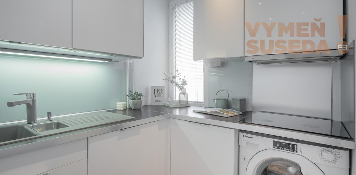 VYMEŇ SUSEDA! - VÝNIMOČNÝ 3 IZB. KOMPLETNE ZREKONŠTRUOVANÝ BYT s BALKÓNOM, VYHĽADÁVANÁ LOKALITA RUŽINOV, HABURSKÁ UL., BA II.