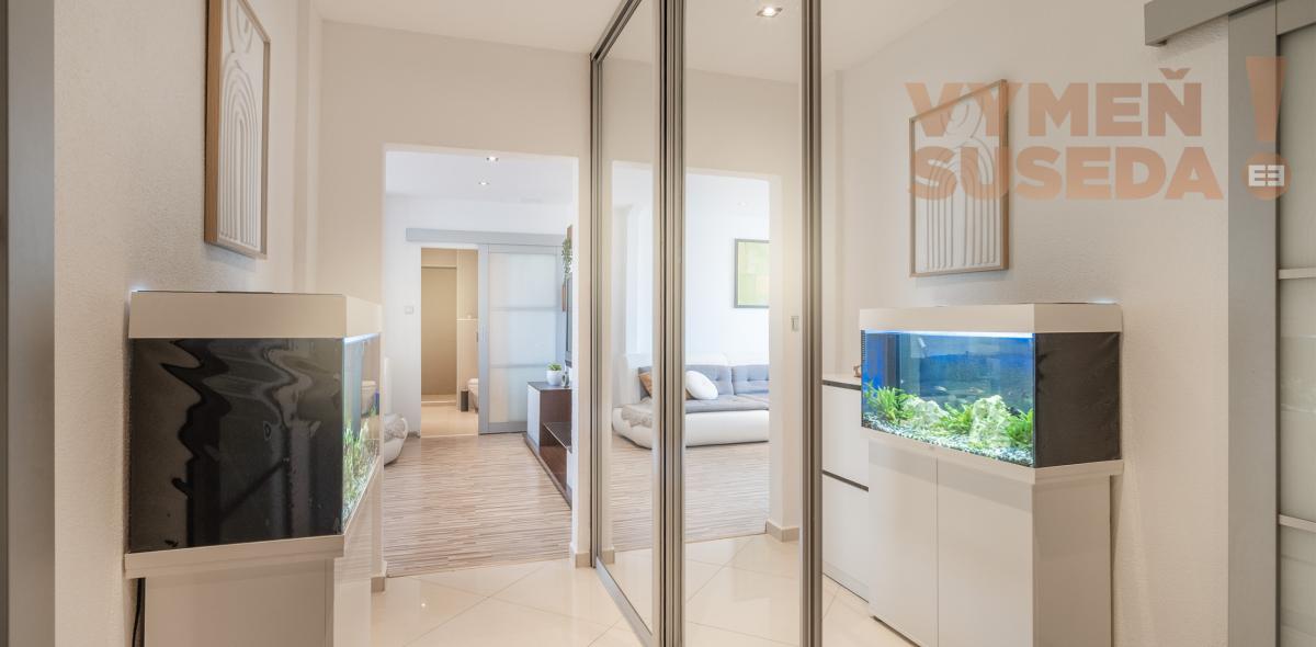 VYMEŇ SUSEDA! - VÝNIMOČNÝ 3 IZB. KOMPLETNE ZREKONŠTRUOVANÝ BYT s BALKÓNOM, VYHĽADÁVANÁ LOKALITA RUŽINOV, HABURSKÁ UL., BA II.