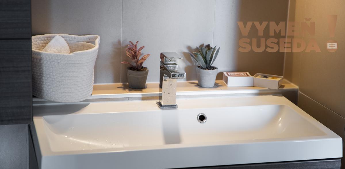 VYMEŇ SUSEDA! - VÝNIMOČNÝ 3 IZB. KOMPLETNE ZREKONŠTRUOVANÝ BYT s BALKÓNOM, VYHĽADÁVANÁ LOKALITA RUŽINOV, HABURSKÁ UL., BA II.