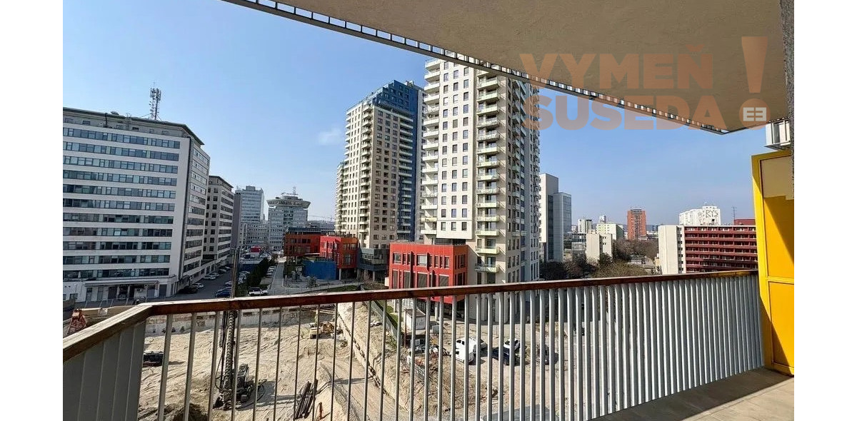 VYMEŇ SUSEDA! – VÝNIMOČNÝ 2 IZB. ZARIADENÝ BYT S BALKÓNOM, PET FRIENDLY, JARABINKOVÁ, BA II, RUŽINOV.