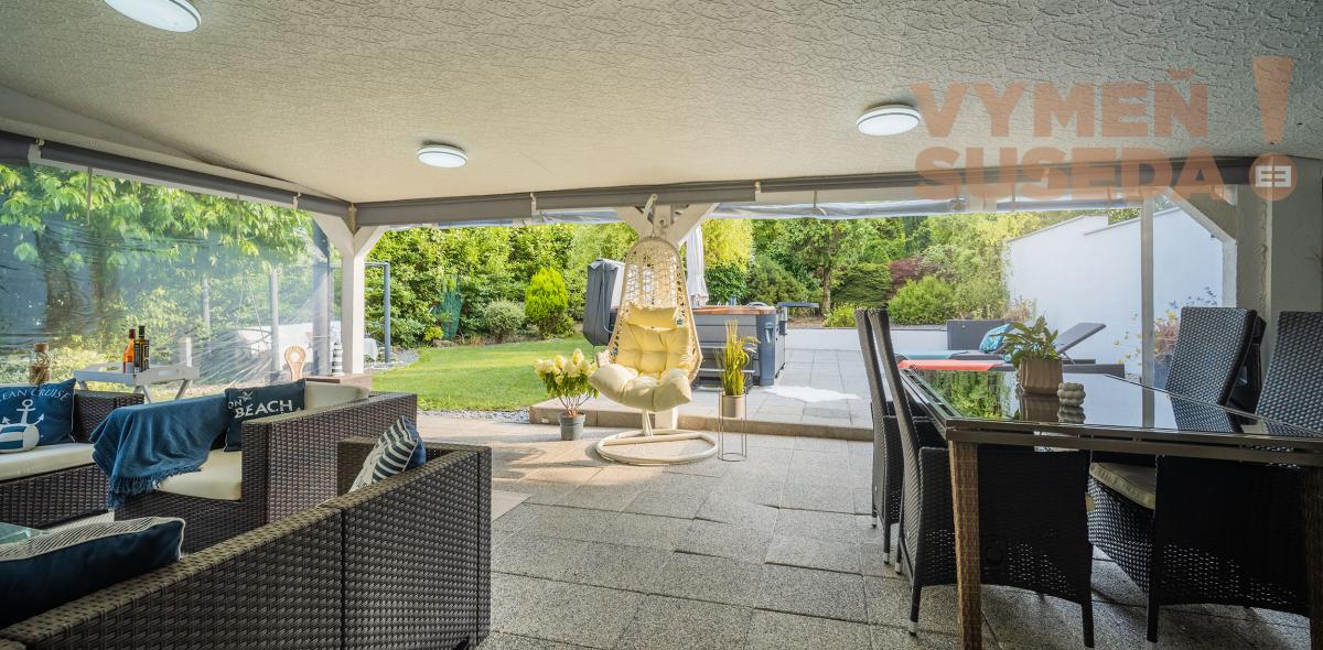 VYMEŇ SUSEDA! – PONÚKAME NA PREDAJ VÝNIMOČNÝ 6 IZB. RODINNÝ DOM, ŠENKVICE