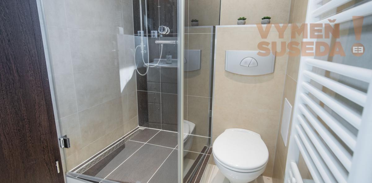 VYMEŇ SUSEDA! – PONÚKAME NA PREDAJ VÝNIMOČNÝ 6 IZB. RODINNÝ DOM, ŠENKVICE