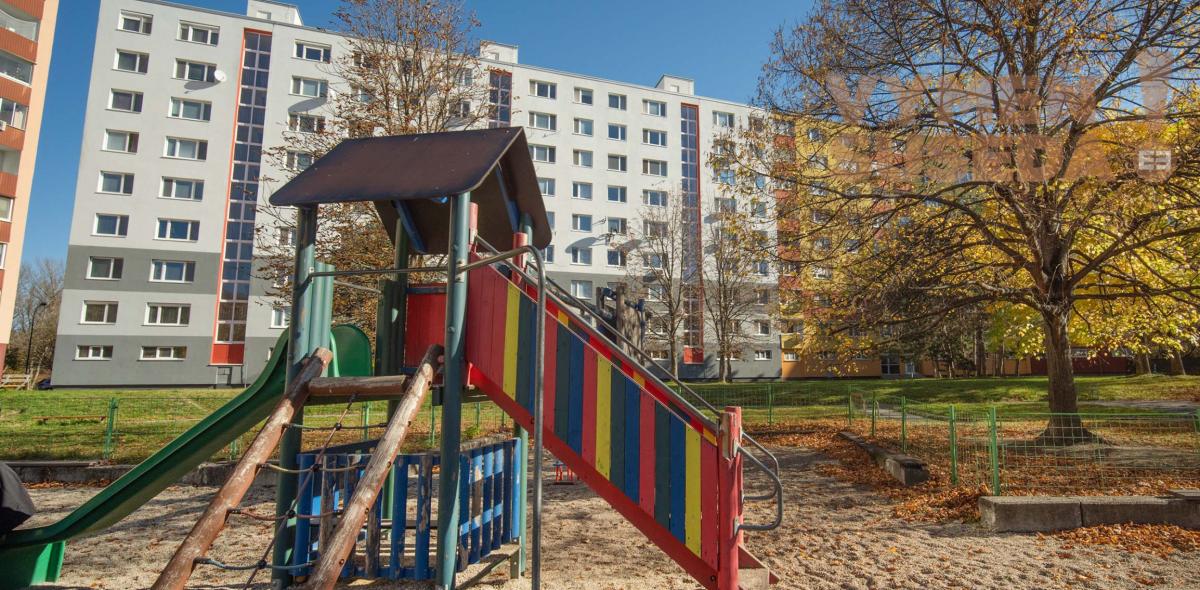 VYMEŇ SUSEDA! - VÝNIMOČNÝ 3 IZB. BYT, VYHĽADÁVANÁ LOKALITA PETRŽALKA, BZOVÍCKA UL., BA V.