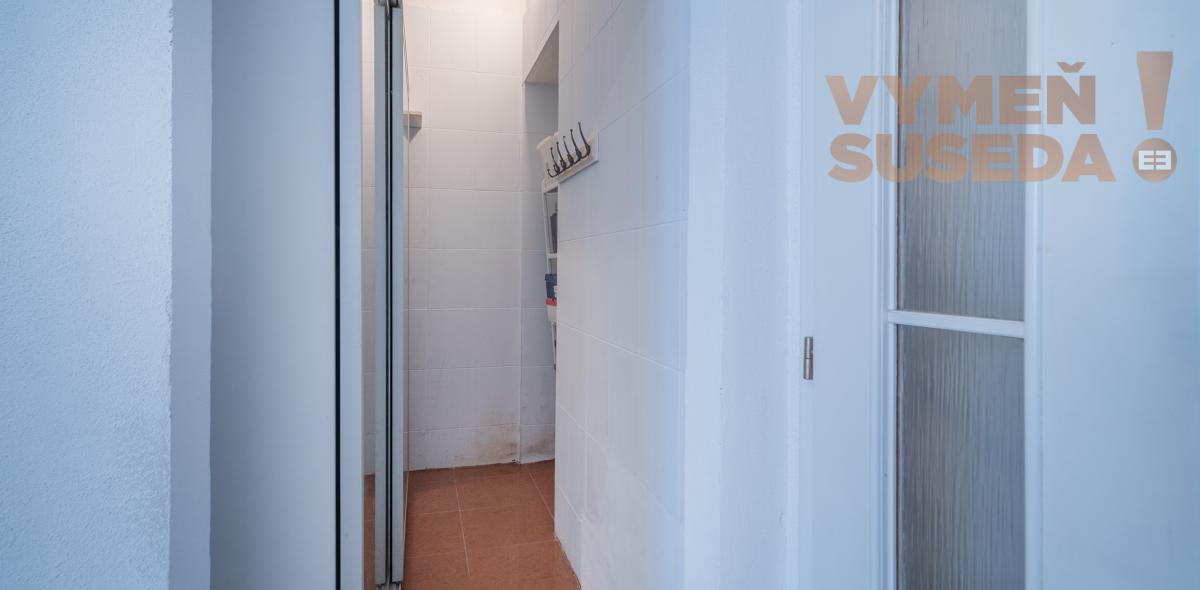 VYMEŇ SUSEDA! - Výnimočný 3 izb. TEHLOVÝ, staromestský byt 91.55 m2 s východom na terasu, Dostojevského rad, Staré mesto - BA I.