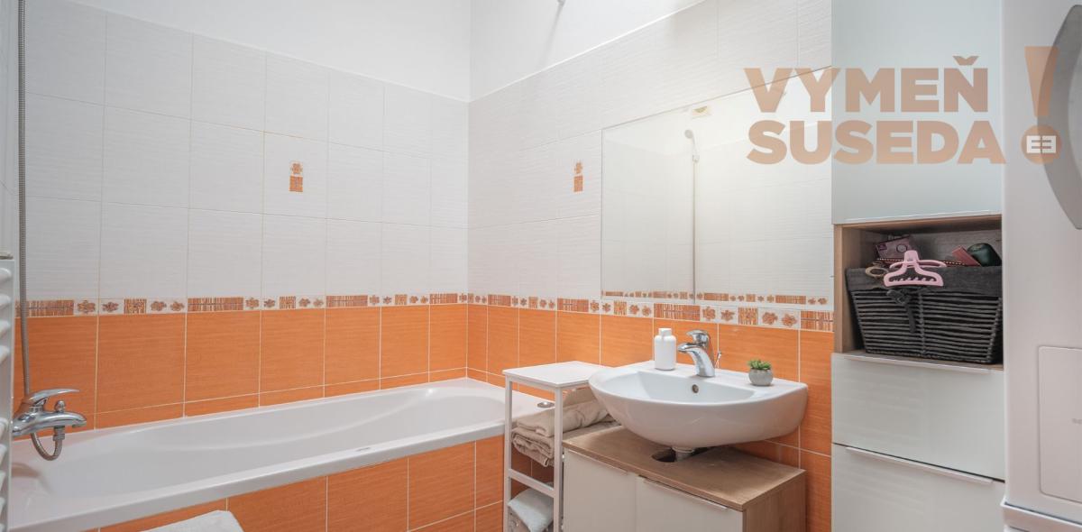 VYMEŇ SUSEDA! - Luxusné bývanie s atmosférou rodinného domu – 4-izbový mezonet so záhradou |Dunajská Lužná