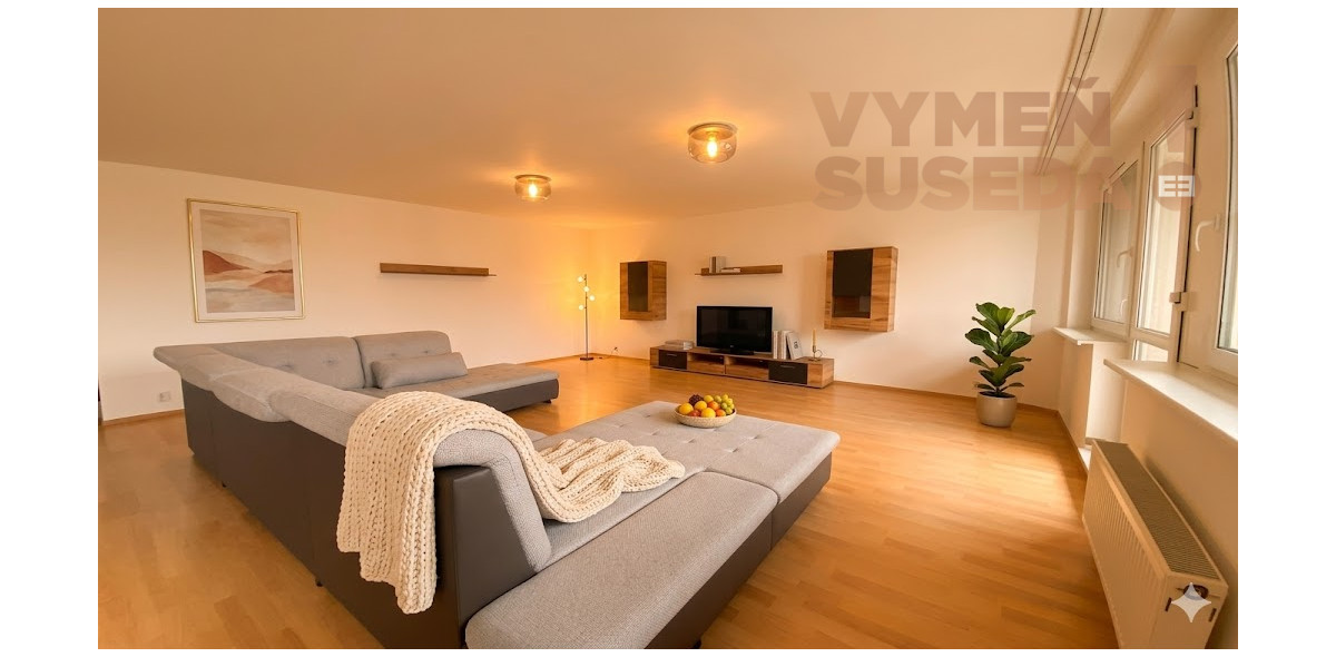 VYMEŇ SUSEDA! – VÝNIMOČNÝ 3 IZB. ZARIADENÝ BYT S BALKÓNOM, PET FRIENDLY, NÁMESTIE MARTINA BENKU, BA I, STARÉ MESTO.