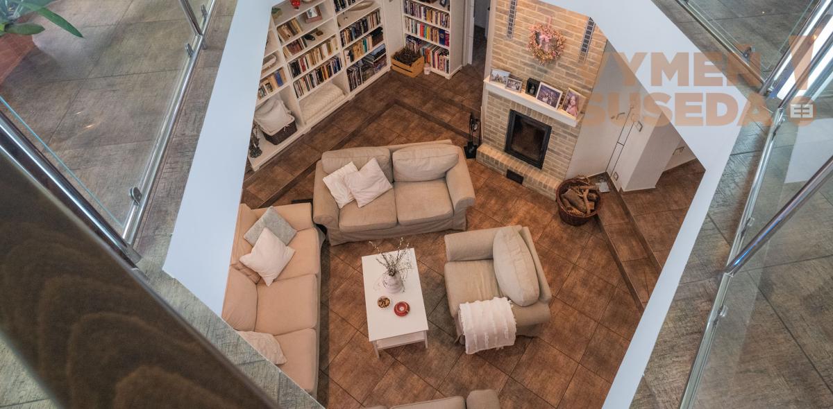 VYMEŇ SUSEDA! – Priestranný nízkoenergetický dom s dvoj-garážou, zimnou záhradou 306m2, 10 a  pozemok, TOP lokalita Dunajská Streda