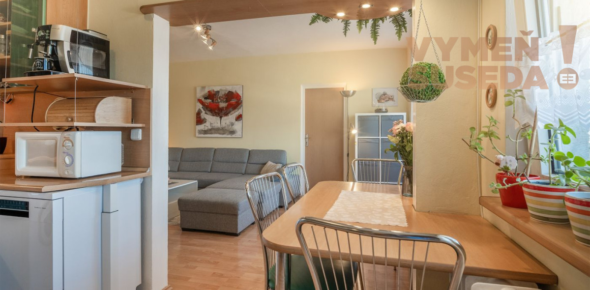 VYMEŇ SUSEDA! -  VÝNIMOČNÝ 3 IZB. BYT S PRIESTRANOU LOGGIOU, VYHĽADÁVANÁ LOKALITA, BA IV, PÚPAVOVA ul., KARLOVÁ VES.