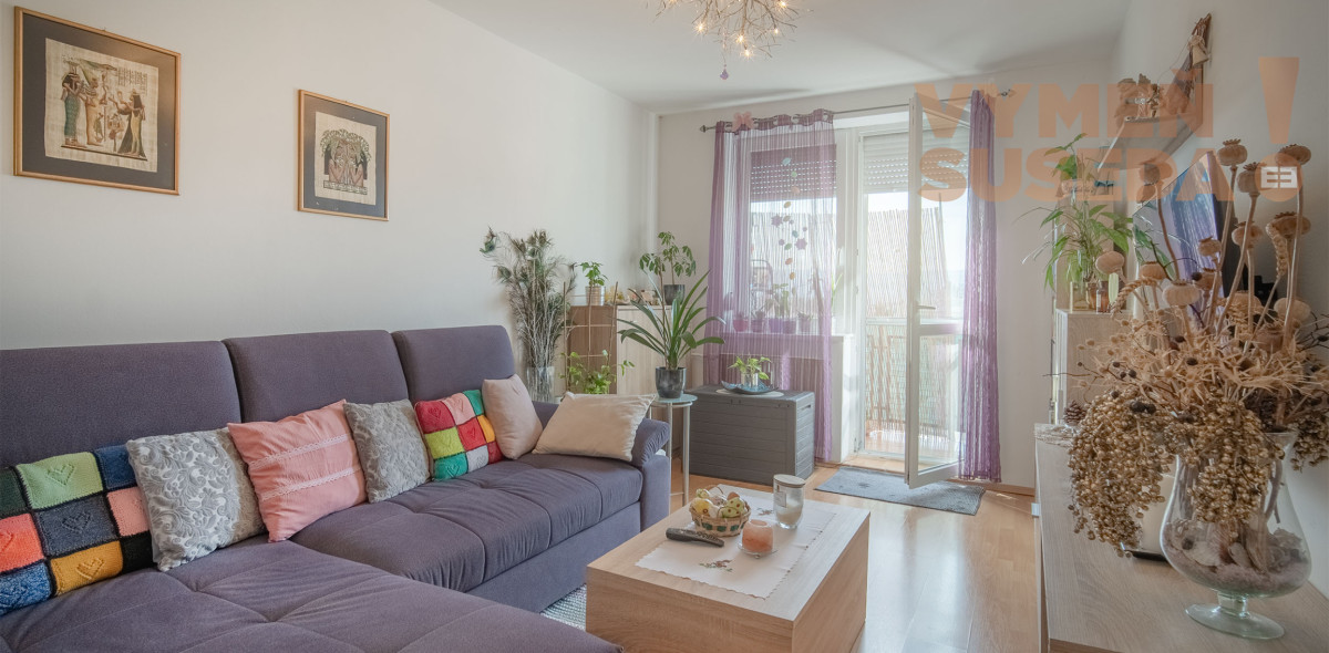 VYMEŇ SUSEDA! - Na predaj krásny, presvetlený, tehlový 2-izb. byt s balkónom – Hroznová ulica, Pezinok.