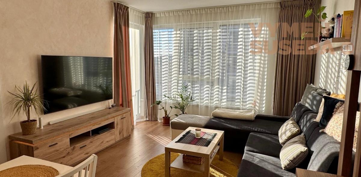 VYMEŇ SUSEDA! – VÝNIMOČNÝ 2 IZB. ZARIADENÝ BYT S LOGGIOU, PET FRIENDLY, PRI VOJENSKOM CINTORÍNE, BA V, PETRŽALKA.