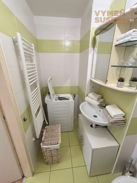 VYMEŇ SUSEDA! - VÝNIMOČNÝ 2 IZB. BYT, BETLIARSKA, BRATISLAVA V, PETRŽALKA.