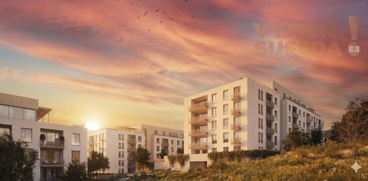 VYMEŇ SUSEDA! – PRIESTRANNÝ 2 IZB. BYT V NOVOSTAVBE S LOGGIOU, GARÁŽOVÝM STÁTÍM A PIVNIČNOU KOBKOU, PROJEKT TERRASY, BRATISLAVA III, RAČA.