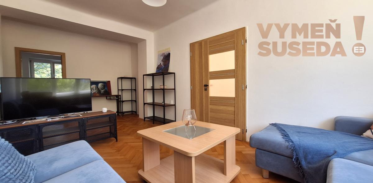 VYMEŇ SUSEDA! - VÝNIMOČNÝ TEHLOVÝ 3 IZB. BYT v Ružinove,  Družicová ulica.