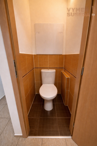 VYMEŇ SUSEDA! – VÝNIMOČNÝ 1 IZB. ZARIADENÝ BYT, RUŽOVÁ, STUPAVA