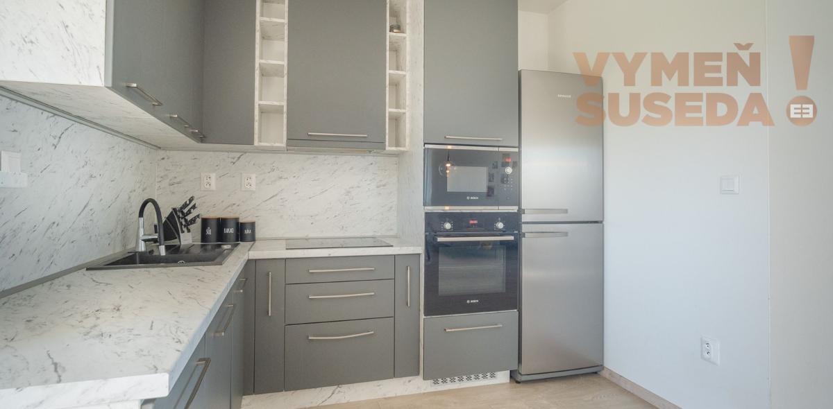 VYMEŇ SUSEDA! – Výnimočný 2 izbový byt s balkónom v novostavbe s parkovacím státim, Hamuliakovo.