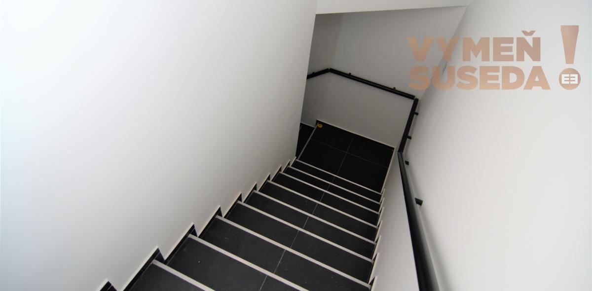 VYMEŇ SUSEDA! : Moderná polyfunkčná novostavba (366 m²) – BA II, Podunajské Biskupice.
