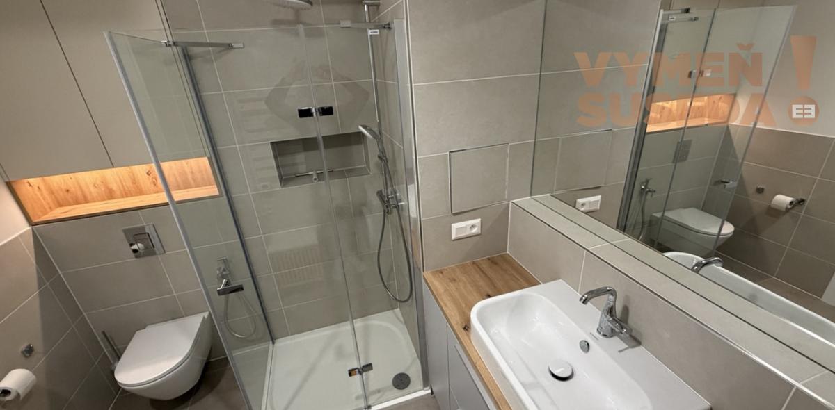 VYMEŇ SUSEDA! – VÝNIMOČNÝ 2 IZB. ZARIADENÝ BYT S BALKÓNOM A GARÁŽOVÝM STÁTÍM, TRNAVSKÁ CESTA, BA II, RUŽINOV,