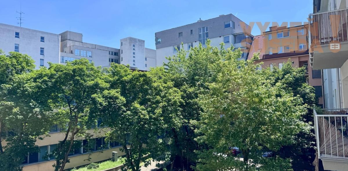 VYMEŇ SUSEDA! – PRIESTRANNÝ 2 IZB. ZARIADENÝ BYT S BALKÓNOM, PET FRIENDLY, ŠANCOVÁ, BA III, NOVÉ MESTO,