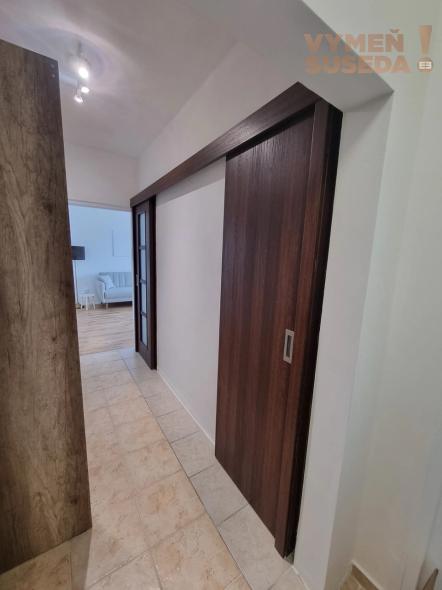 VYMEŇ SUSEDA! – VÝNIMOČNÝ 2 IZB. ZARIADENÝ BYT, PET FRIENDLY, ŠALVIOVÁ, BA II, RUŽINOV.