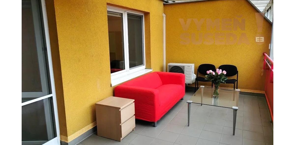 VYMEŇ SUSEDA! – VÝNIMOČNÝ 2 IZB. ZARIADENÝ BYT S TERASOU, PET FRIENDLY, ŠUSTEKOVA, BA V, PETRŽALKA.