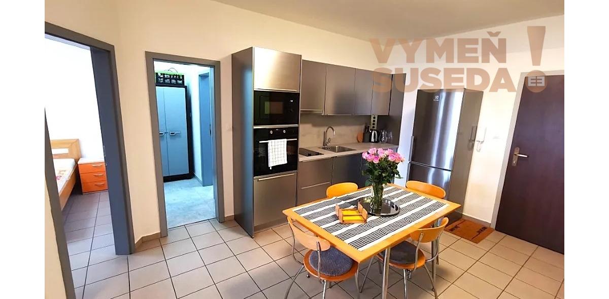 VYMEŇ SUSEDA! – VÝNIMOČNÝ 2 IZB. ZARIADENÝ BYT S TERASOU, PET FRIENDLY, ŠUSTEKOVA, BA V, PETRŽALKA.