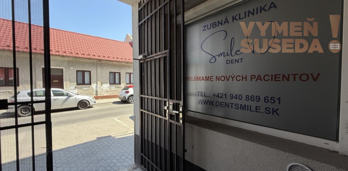 ESTATE INVEST - ODSTUPENIE PREVÁDZKY, ZUBNÁ KLINIKA, SMILE DENT, STARÉ MESTO.