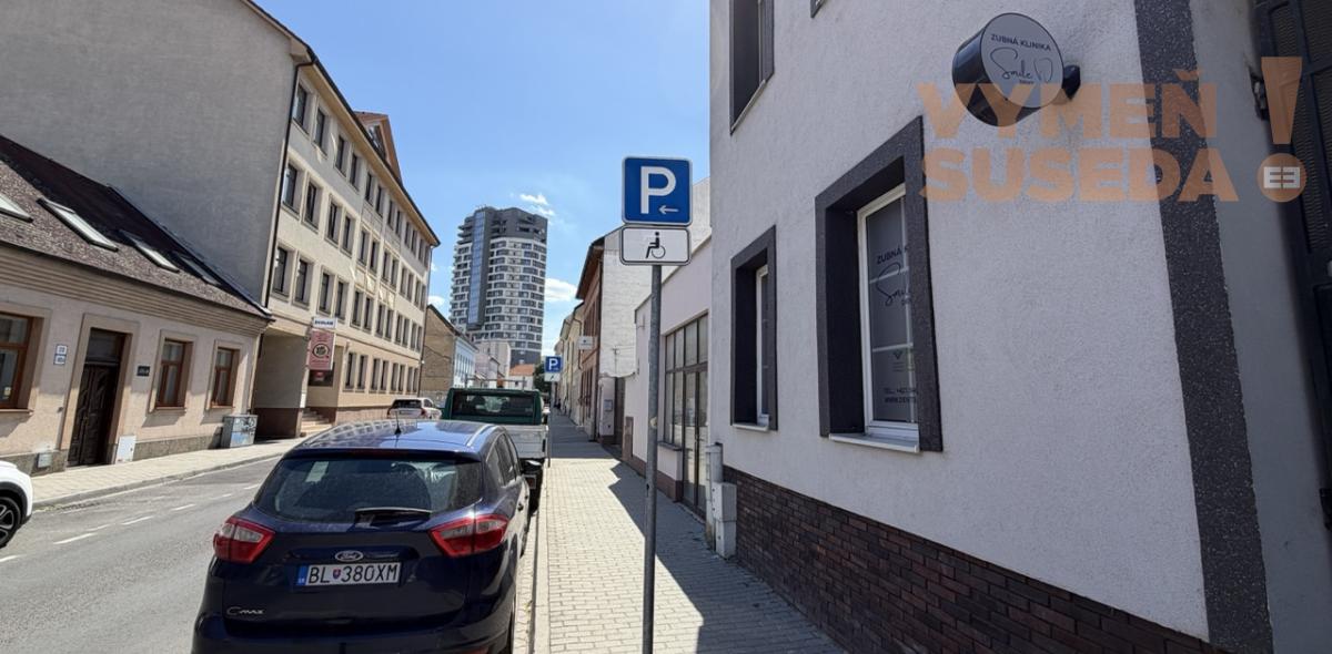 ESTATE INVEST - ODSTUPENIE PREVÁDZKY, ZUBNÁ KLINIKA, SMILE DENT, STARÉ MESTO.