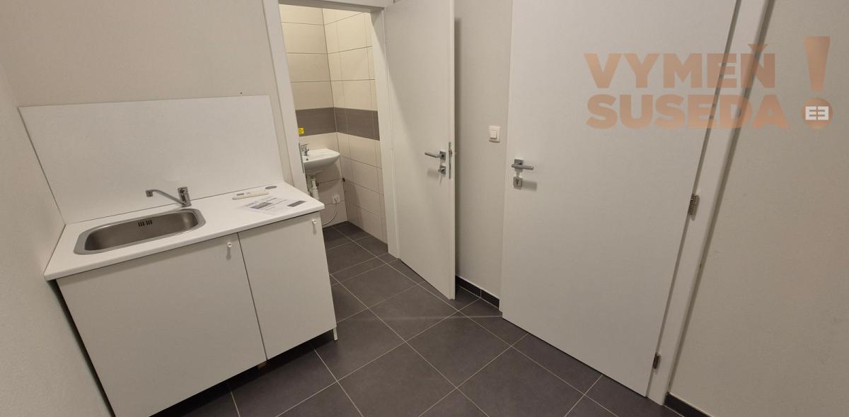 VYMEŇ SUSEDA - Nadštandartné obchodné priestorý na prenájom, Ivanská Cesta 15