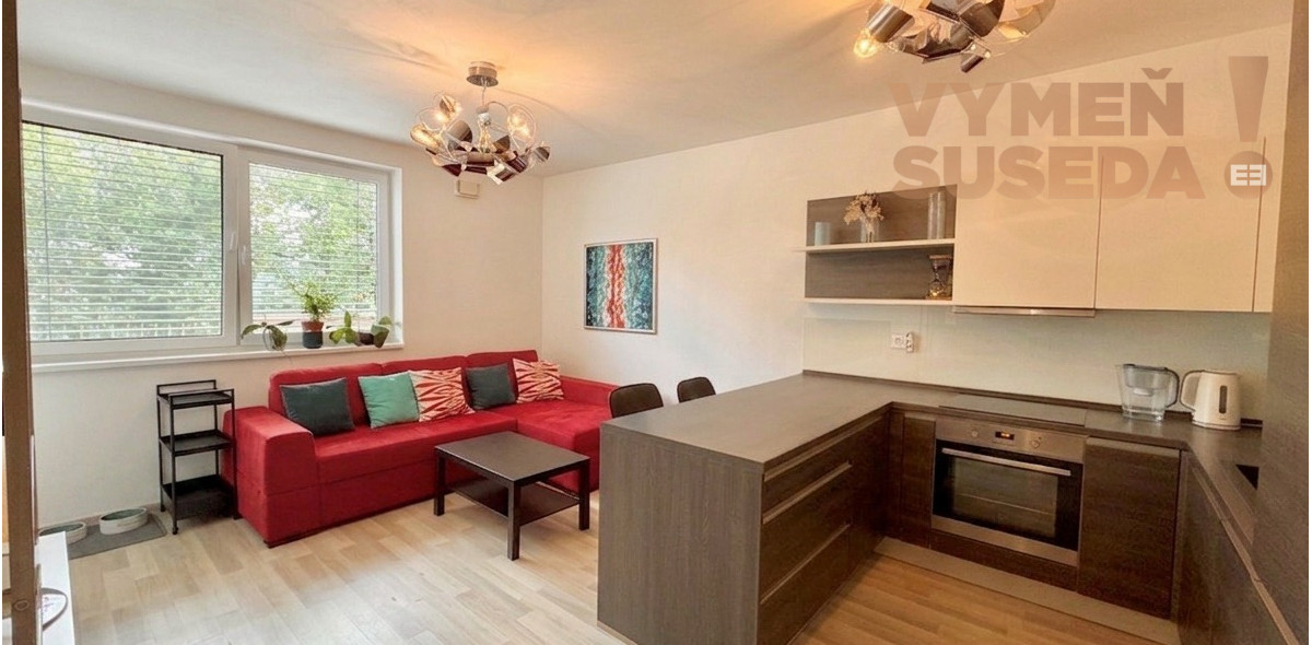 VYMEŇ SUSEDA! – PRIESTRANNÝ 2 IZB. ZARIADENÝ BYT, TERASA, PET FRIENDLY, ĎUMBIERSKA UL., NOVÉ MESTO, BA III
