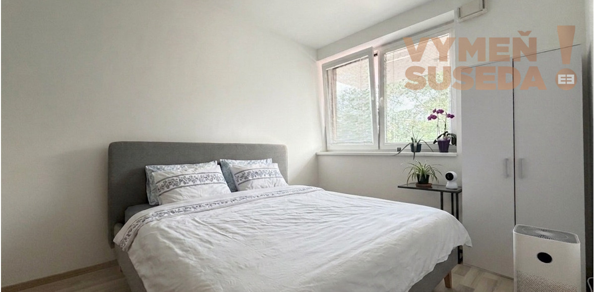 VYMEŇ SUSEDA! – PRIESTRANNÝ 2 IZB. ZARIADENÝ BYT, TERASA, PET FRIENDLY, ĎUMBIERSKA UL., NOVÉ MESTO, BA III