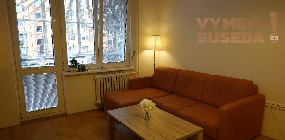 VYMEŇ SUSEDA! – Prenájom priestranného 2-izbového bytu s veľkou loggiou, Ružinov –  Astrová ul., Bratislava II