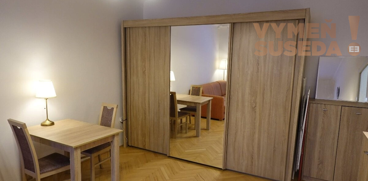 VYMEŇ SUSEDA! – Prenájom priestranného 2-izbového bytu s veľkou loggiou, Ružinov –  Astrová ul., Bratislava II