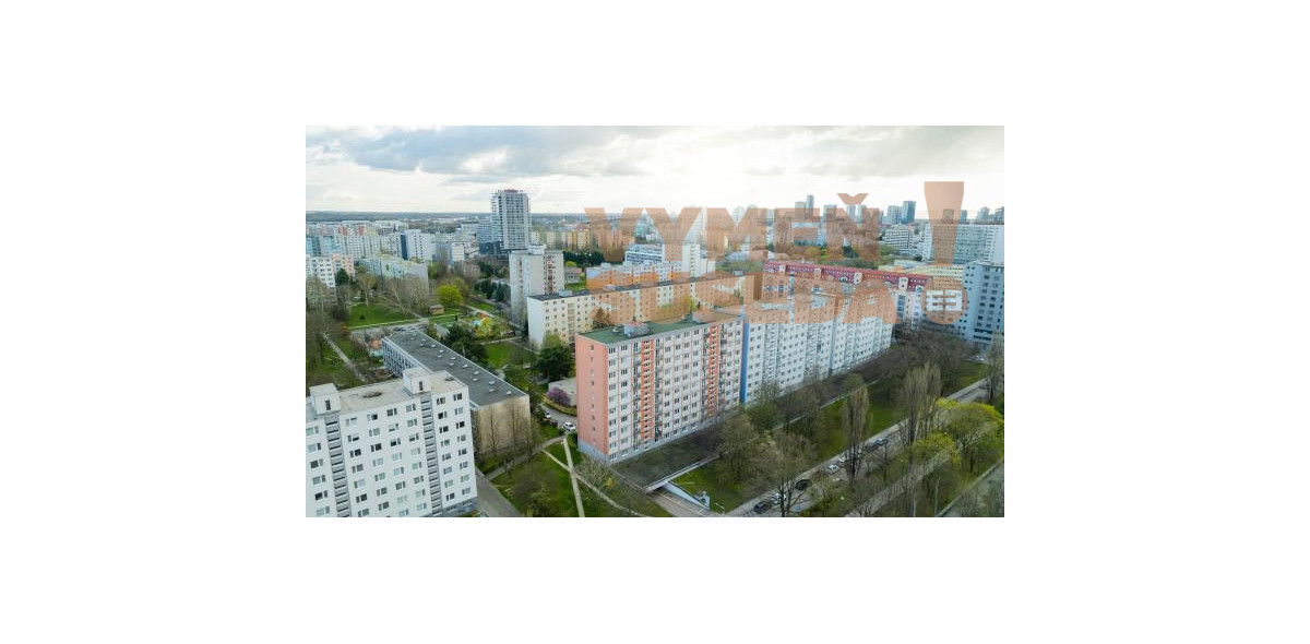 VYMEŇ SUSEDA! – Prenájom priestranného 2-izbového bytu s veľkou loggiou, Ružinov –  Astrová ul., Bratislava II