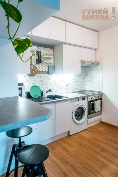 VYMEŇ SUSEDA! – VÝNIMOČNÝ 1 IZB. ZARIADENÝ BYT S BALKÓNOM, PET FRIENDLY, JÁNA BOTTU, TRNAVA.