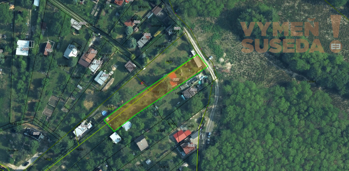 VYMEŇ SUSEDA! - Výnimočný Pozemok na predaj 1027 m2 Stupava – Nová Hora s výhľadom na Pajštún a do lesa.