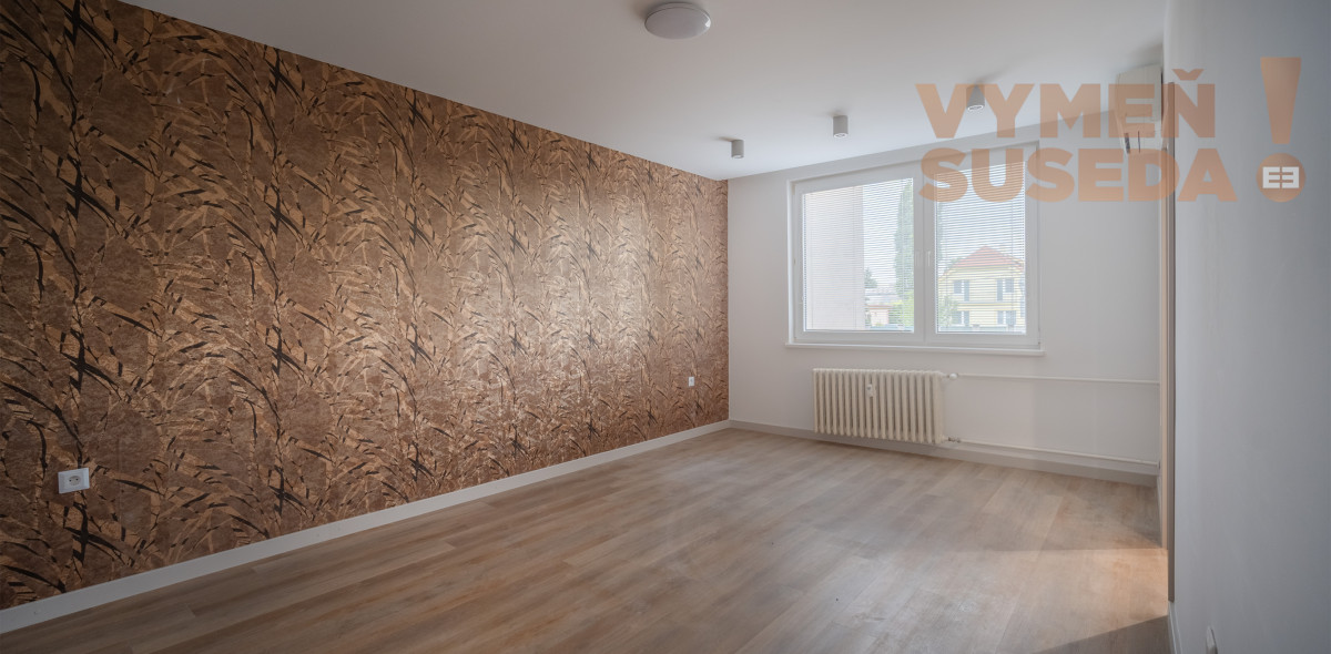 VYMEŇ SUSEDA! - KOMPLETNE ZREKONŠTRUOVANÝ 3 IZB. BYT S LOGGIOU, BRATISLAVSKÁ, PIEŠŤANY